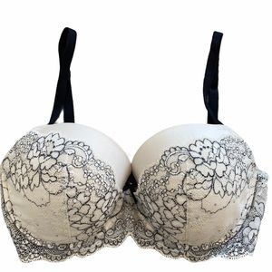 VS | Lace Dream Angels Lined Demi Bra